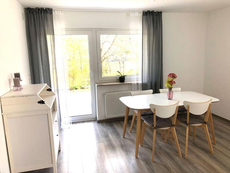 Schoene Ferienwohnung Direkt Am Neckar Deißlingen Εξωτερικό φωτογραφία